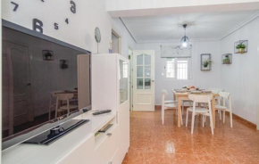 Stunning Apartment In Córdoba With Kitchen